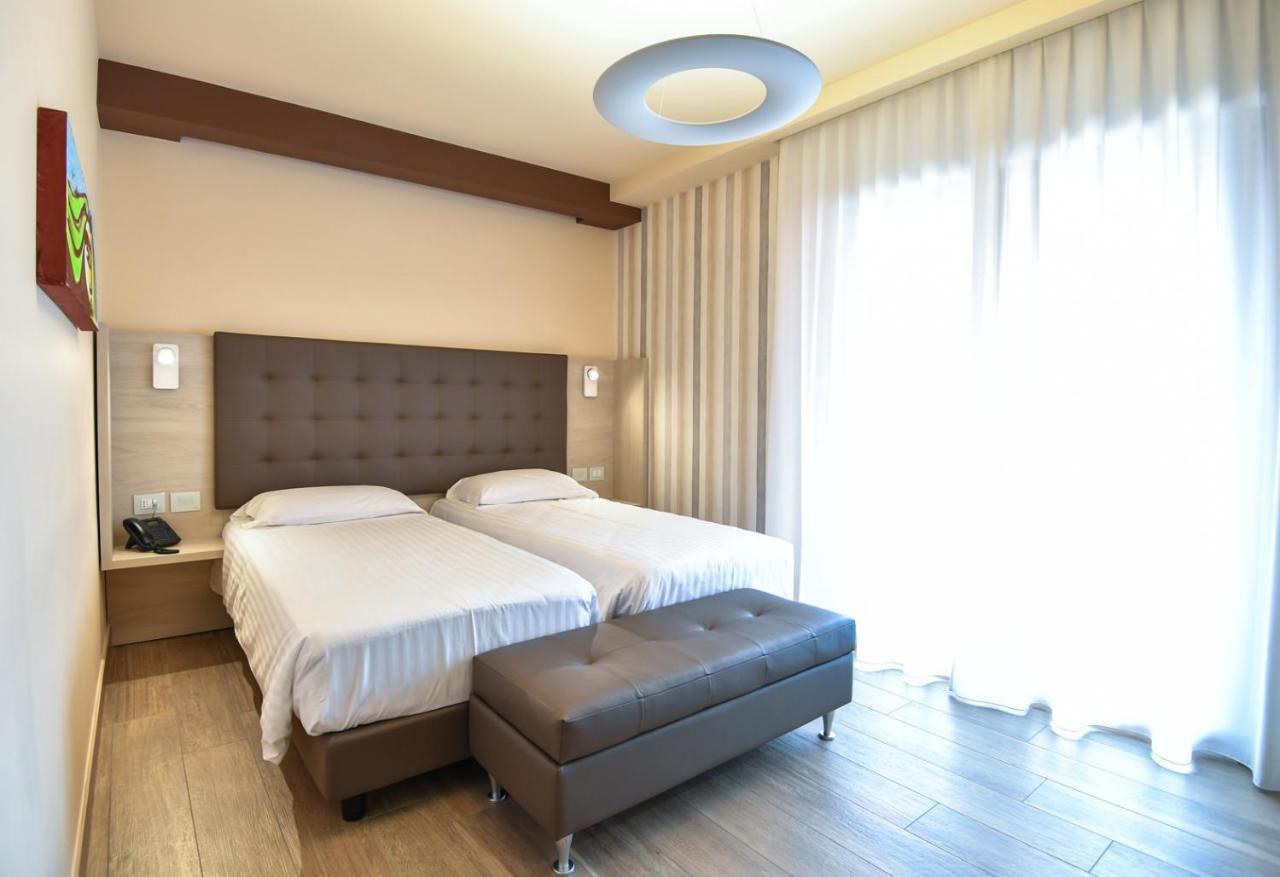 Bhotel ラゴネグロ 部屋 写真