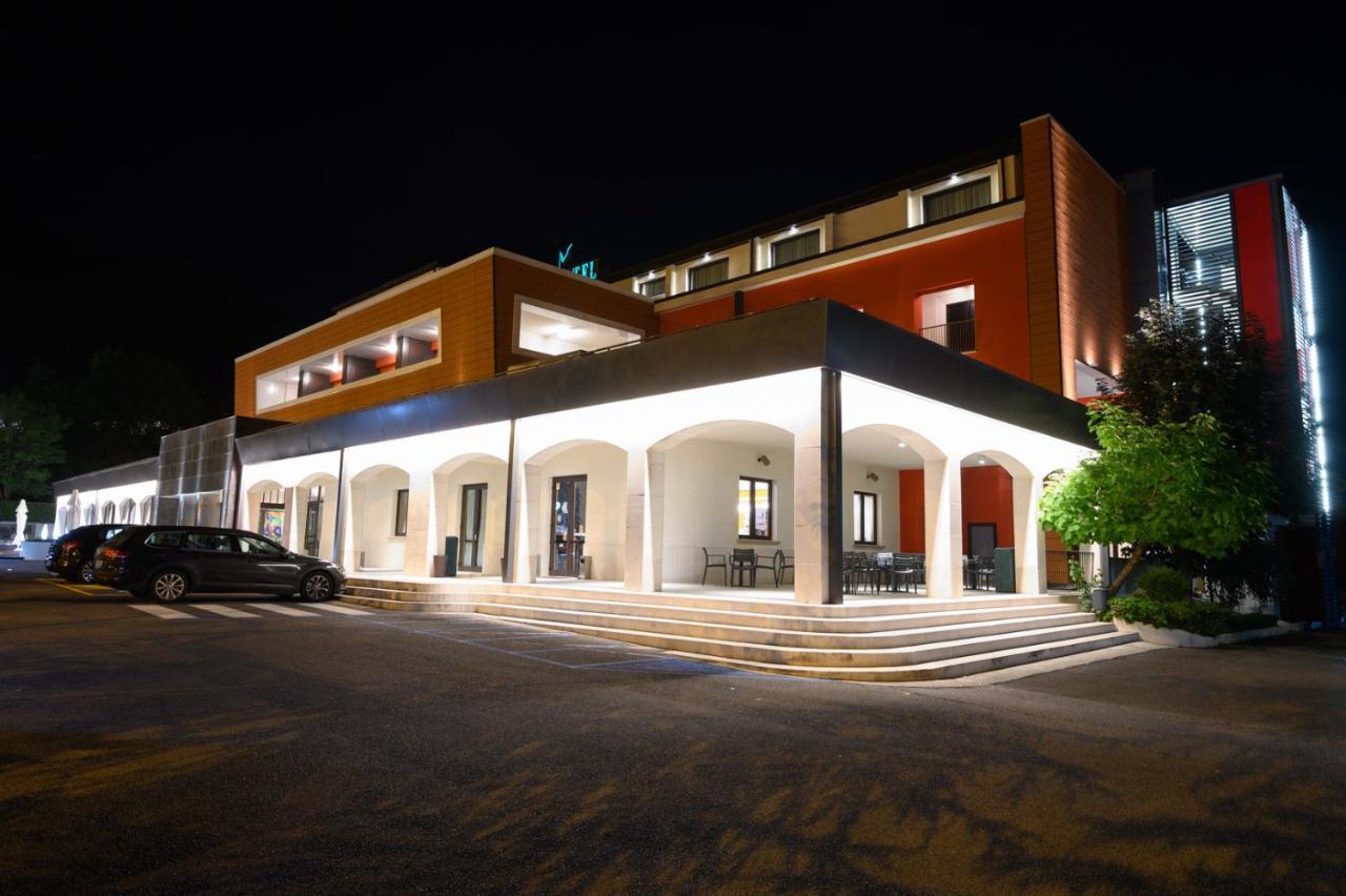 Bhotel ラゴネグロ エクステリア 写真