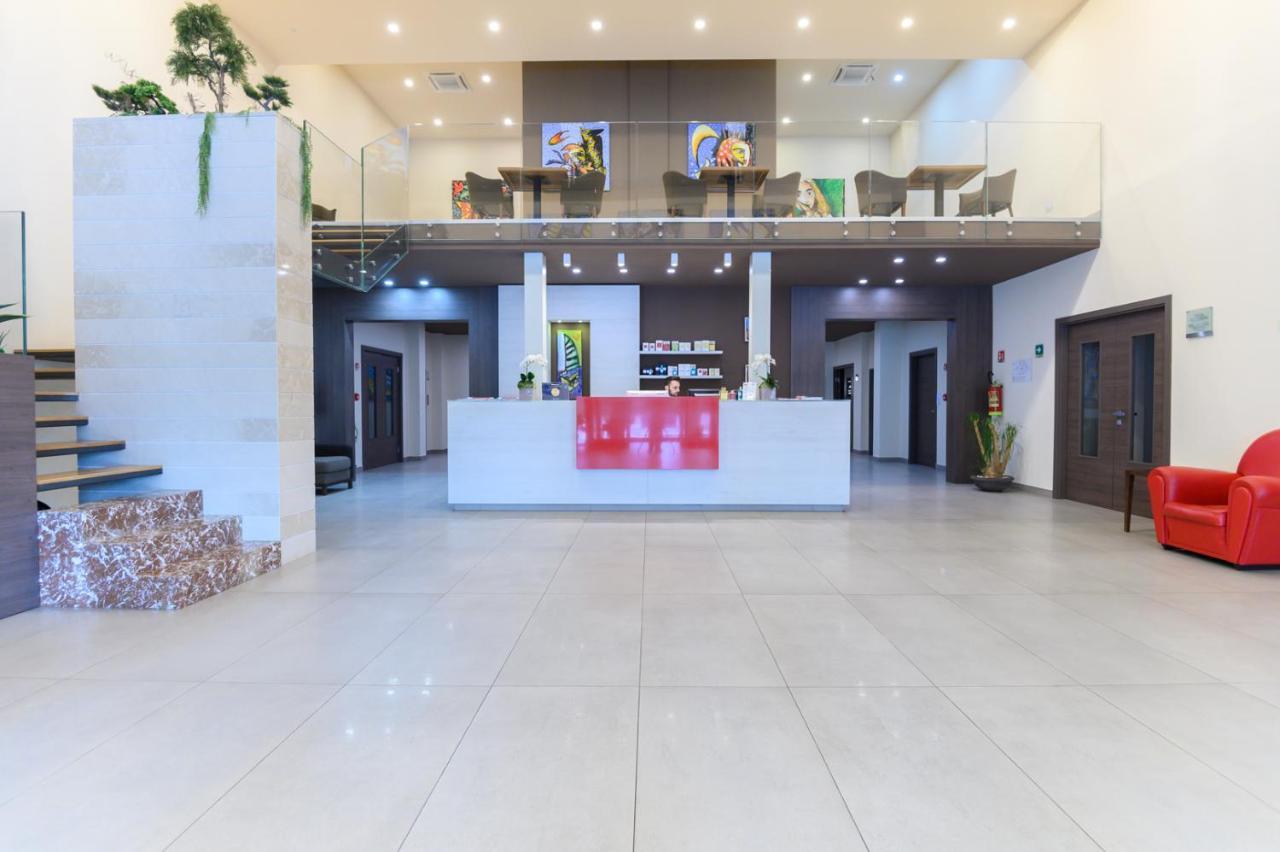 Bhotel ラゴネグロ エクステリア 写真