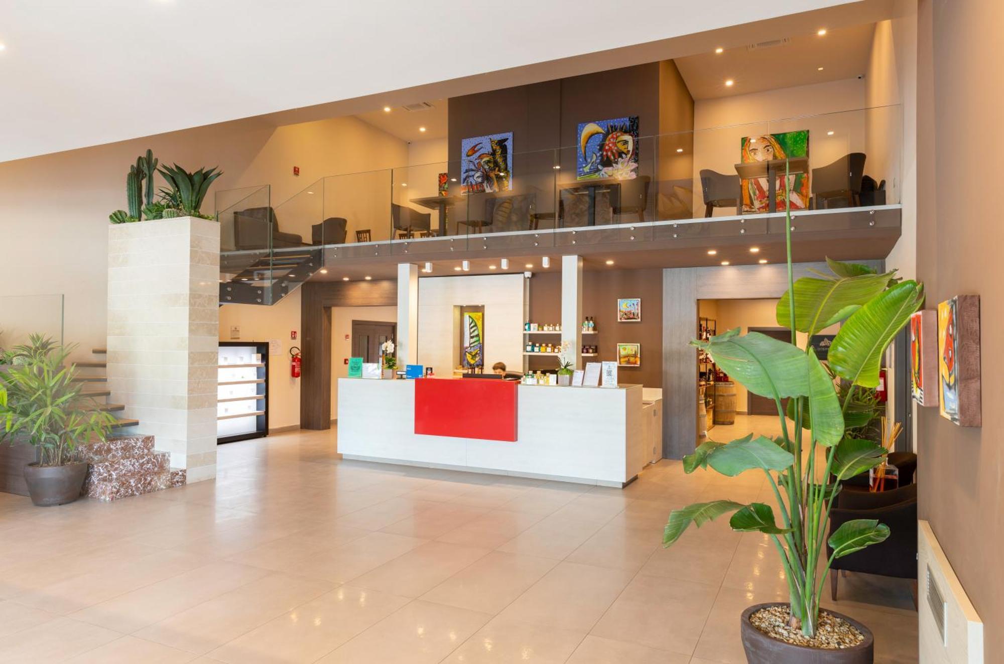 Bhotel ラゴネグロ エクステリア 写真